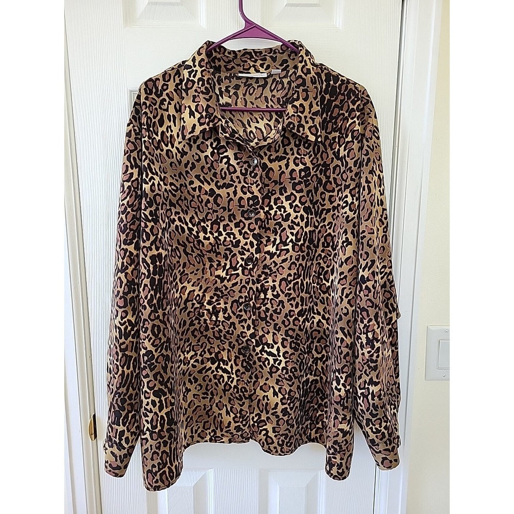 Susan Graver Blouse Size 3X‎ Leopard Print Longsleeve Button Up